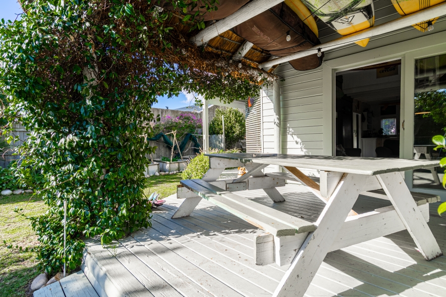 4 Bedroom Property for Sale in Kommetjie Western Cape
